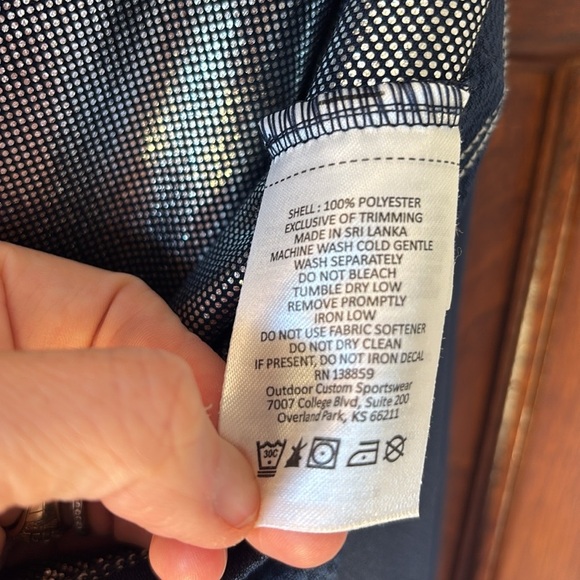 Columbia Nationals Men’s Large Omni-Heat Navy Pullover in excellent condition. - Picture 8 of 10